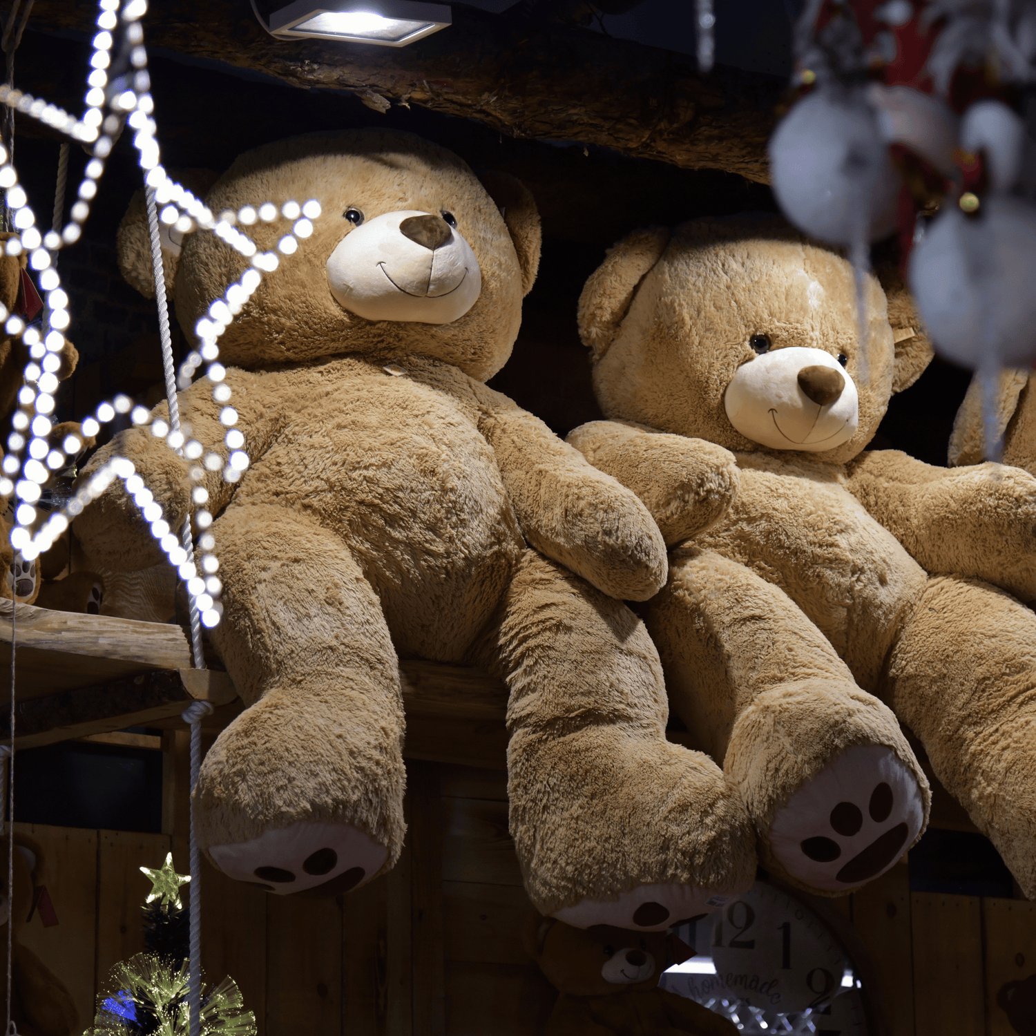 Toys & Plushies