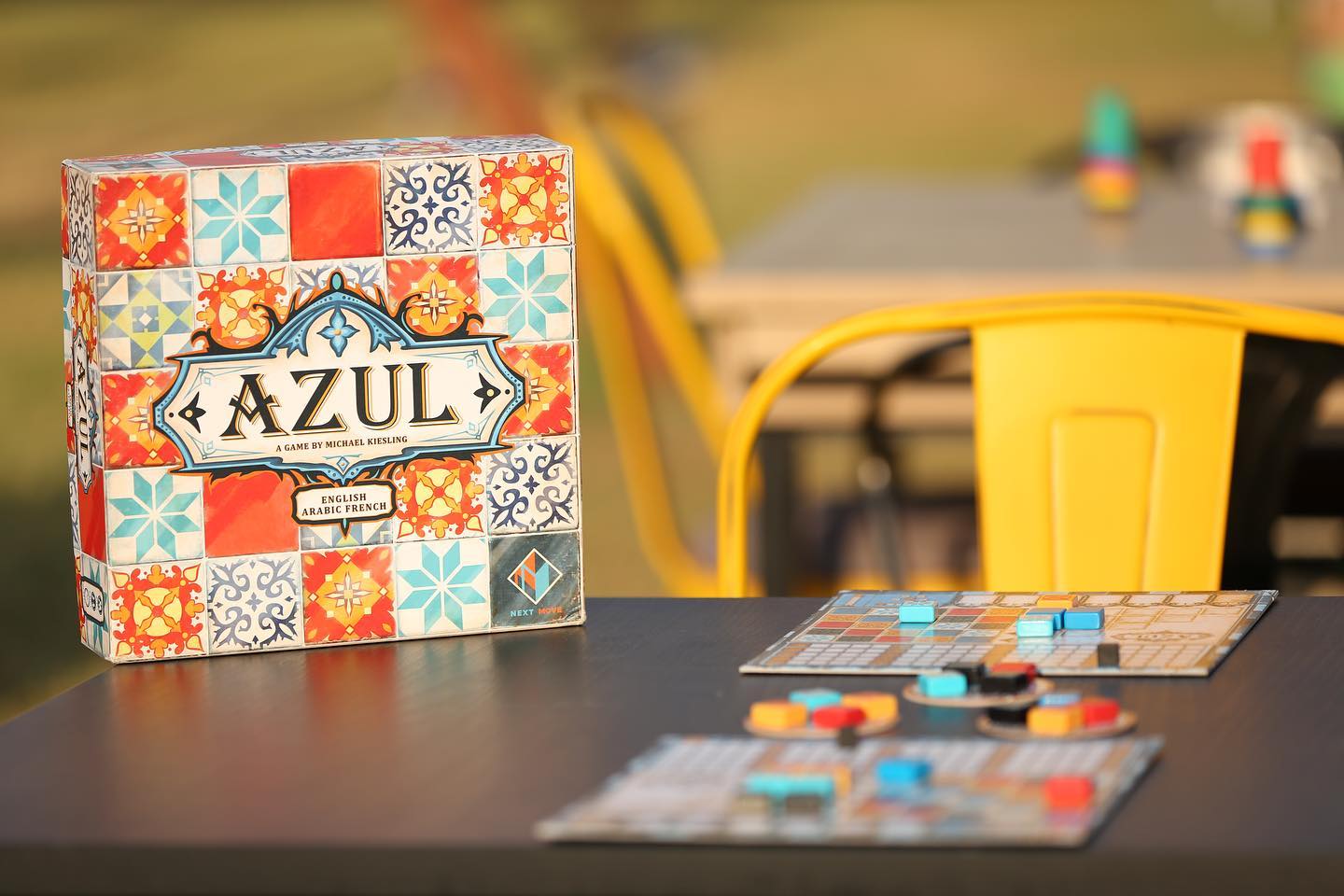 Azul